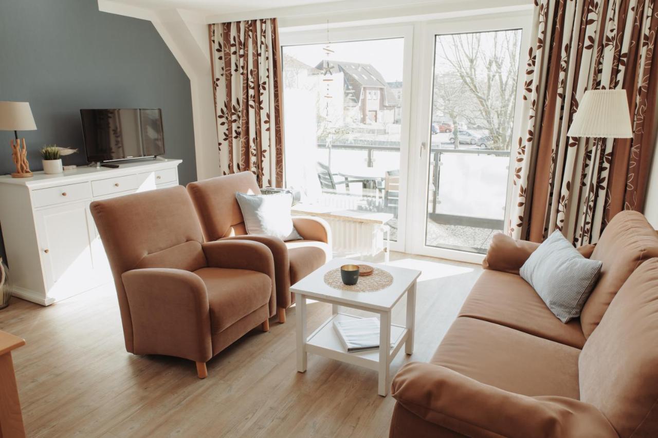 Gaestehaus Broecker Busum Bagian luar foto