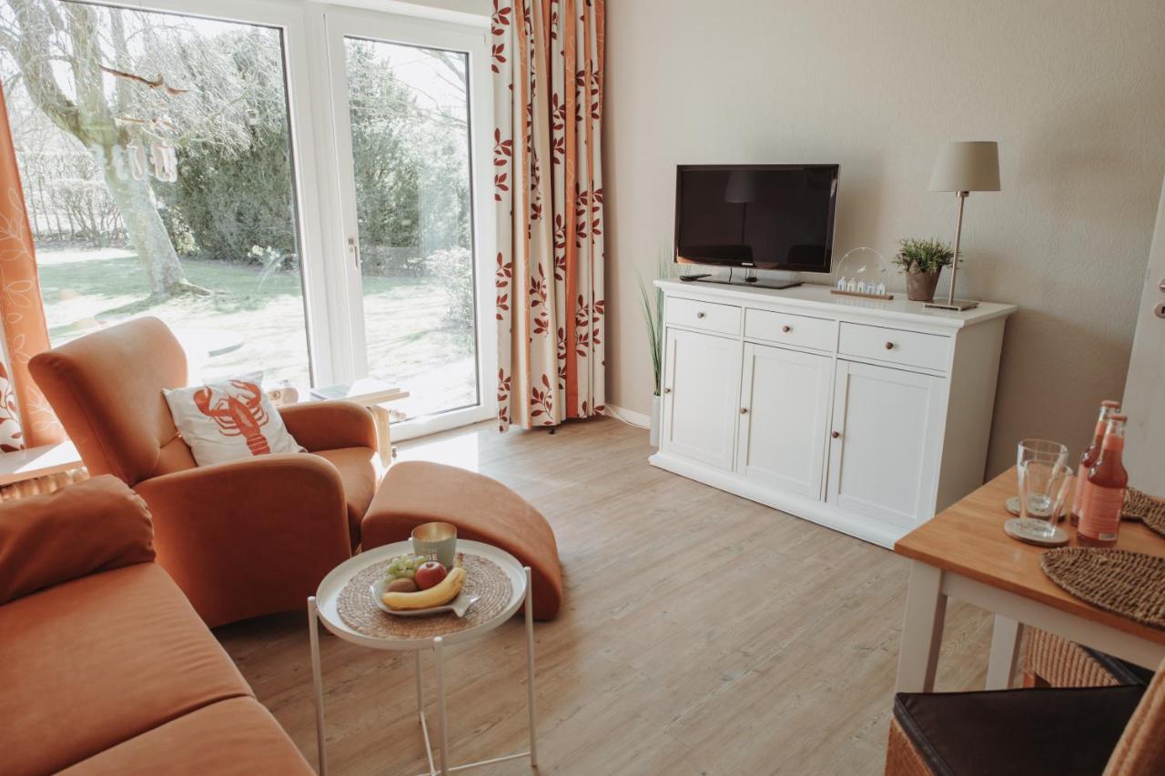 Gaestehaus Broecker Busum Bagian luar foto