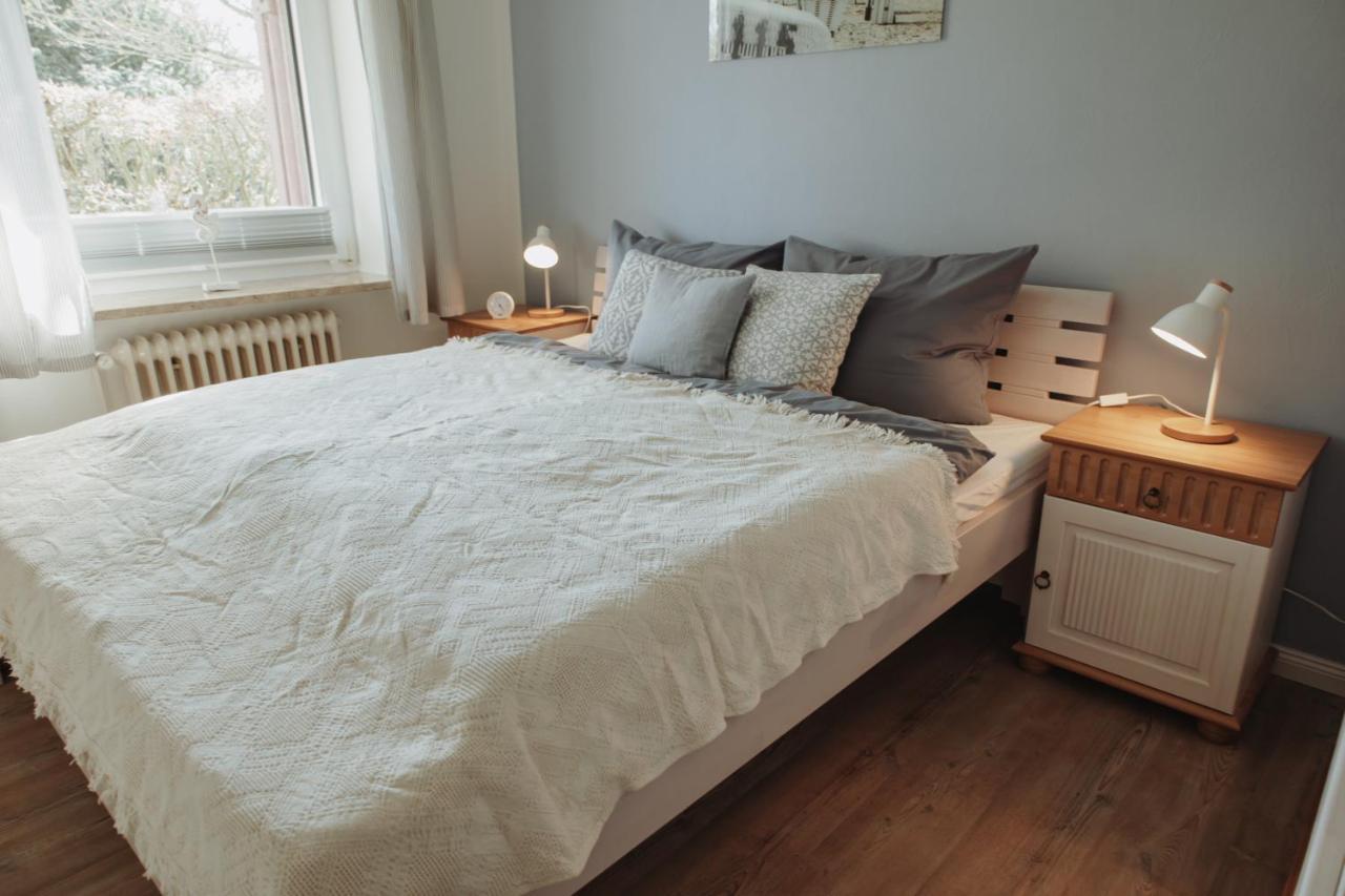 Gaestehaus Broecker Busum Bagian luar foto